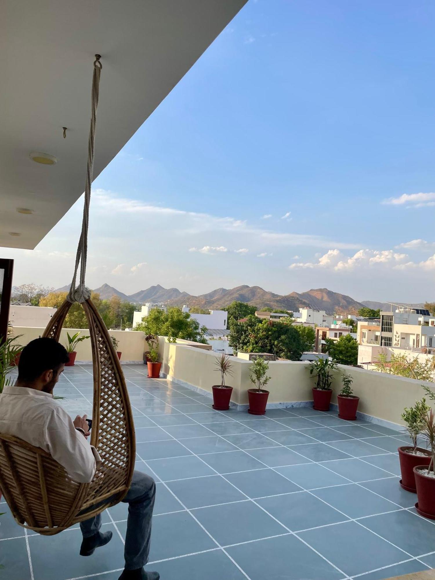 Villa Karni Nivvas - Luxury Redefined à Udaipur Extérieur photo